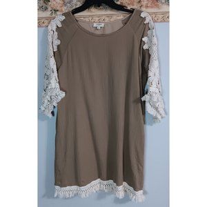 Umgee Medium Tan Crochet Mini Fringe Boho Peasant Event Occasion Tunic Dress
